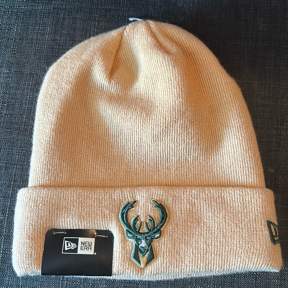 Milwaukee Bucks Beanie